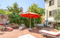 B&B Castel di Mezzo - Beautiful Apartment In Casteldimezzo With Kitchen - Bed and Breakfast Castel di Mezzo