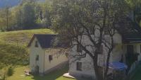 Apartment Pretner, Lepena - B&B