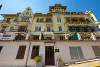 Rhea Exclusive - B&B
