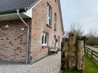 Ferienhaus "Der kleine Knutt" in Tating - B&B