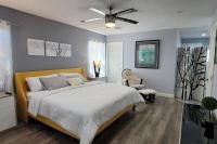 B&B Las Vegas - K - Fully remodeled and professionally decorated - Bed and Breakfast Las Vegas