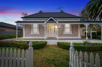 B&B Tanunda - BIRCHWOOD ON BRIDGE - Bed and Breakfast Tanunda