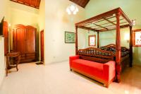 Deluxe Room (2 Adults + 1 Child)