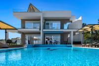 Viviane Paulos Villa - B&B Gennadi