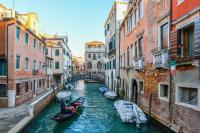 Junior Suite with Canal View