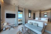 Bird's Eye Suite with Private Pool