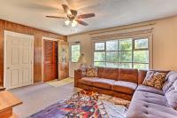 Family-Friendly Allentown Abode with Backyard! - Chambres d’hôtes Allentown