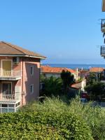 Appartamento vicino al mare con parcheggio - Chambres d’hôtes Riva Ligure