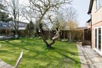 6 bedrooms beautiful home 3 bathrooms, quiet location with garden near Legoland Windsor Heathrow - Chambres d'hôtes Maidenhead