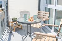 Tropical Apartment - für Freunde & Familien, stadtnah, Parkplatz, E-Ladestation, Gitterbox für Fahrräder, Fitnessstudio, digitale Gästemappe mit Restaurant- und Unternehmenstipps - Chambres d'hôtes Coblence