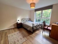 B&B Glasgow - Lovely 2-Bed Serviced apartment with free parking - Bed and Breakfast Glasgow