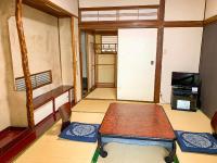 Standaard Kamer in Japanse Stijl met Gedeelde Badkamer