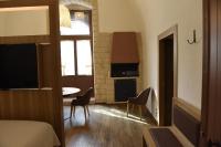 Camera Matrimoniale con Vista Giardino