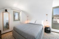 Deluxe Suite with Spa Bath