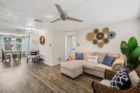 The Spanish Beach Home only 10mins from the beach! - Bed and Breakfast Largo