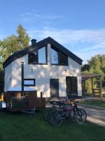 Dębowy Zakątek Sasino - domki z sauną lub jacuzzi - B&B Sasino