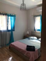 2 Bed - Sleeps 4 - Free Parking - Sea & Mtn View - B&B Kalymnos