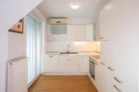 Apartment with Balcony for Adults only
