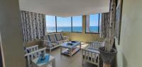 B&B Durban - Accommodation Front - Tastefully Furnished 6 Sleeper with Ocean Views - Bed and Breakfast Durban