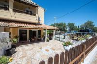 Katrin Studio kefalomandouko Corfu - B&B Mantoúki