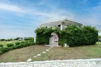 Delmare Dom SeaFront Villa - B&B Kalýves Polygýrou