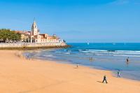 Apartamento PLAYA12 - Bed and Breakfast Gijón