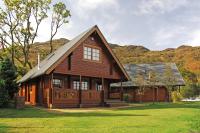 Three-Bedroom Lodge with Loch View