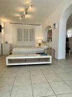 Apartamento con vistas a la piscina 