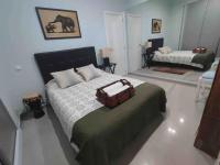 APARTAMENTO PRIVADO CERCA DE IFEMA y AEROPUERTO - B&B
