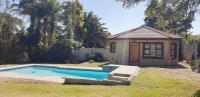 Poolside Haven - B&B