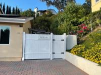 New Contemporary Guest House in Studio City Hills - Bed and Breakfast