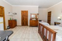 Basic Triple Room