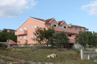 B&B Jesenice - Apartments with a parking space Maslenica, Novigrad - 6573 - Bed and Breakfast Jesenice