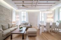 Heart & Soul by "The House Of Travelers" - B&B Como
