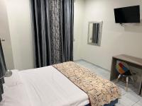 Doppelzimmer mit Balkon und Meerblick