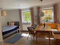 B&B Oberhausen - Schöne Wohnung mit Pool und Sauna zum Wohlfühlen - Bed and Breakfast Oberhausen