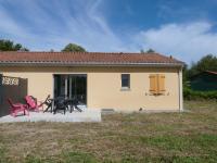 Lumineuse maison neuve, cosy,67m², 2 Chambres/6 couchages 1km Lac, 200m du bourg. Vue paisible, sur la nature - Ferienwohnung