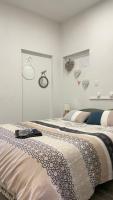 Deluxe Room (2 Adults + 1 Child)