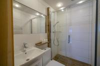 Camera Matrimoniale/Doppia con Letti Singoli con Balcone 