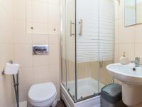 Chambre Triple avec Salle de Bains Privative