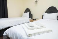 Twin Room with Private Bathroom