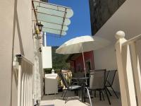 B&B Camaiore - Casa La Wanda In Camaiore Toscana Terrazza - Bed and Breakfast Camaiore