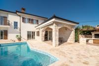 Villa Kala-luxury villa, heated pool in a quiet area - by TRAVELER tourist agency Krk - Ferienwohnung Kras