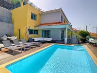 B&B Calheta - Estrela do Mar - by LovelyStay - Lovely, Sun Filled Villa - Bed and Breakfast Calheta