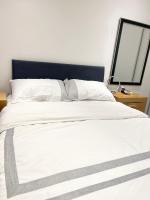 B&B Luton - ANGIE HOME - Bed and Breakfast Luton