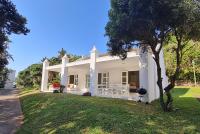 Villa with Garden View