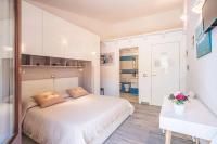 Chambre Double ou Lits Jumeaux avec Salle de Bains Privative