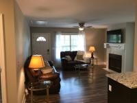 Brand New 3 bedroom 2 bath Home (Built 2022) - Chambres d’hôtes