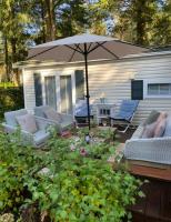 B&B Hoenderloo - Luxe Chalet met prachtig terras op de Veluwe , veel privacy - Bed and Breakfast Hoenderloo