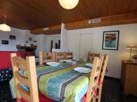 Serre-Chevalier: Appartement 3 Pièces, 8 Pers, Balcon, Parking, Wifi - FR-1-330E-7 - Chambres d'hôtes Saint-Chaffrey